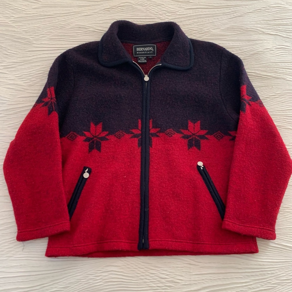 Vintage Bernardo 100% Wool Zip Up Snowflake Pattern Cardigan / Jacket, size L